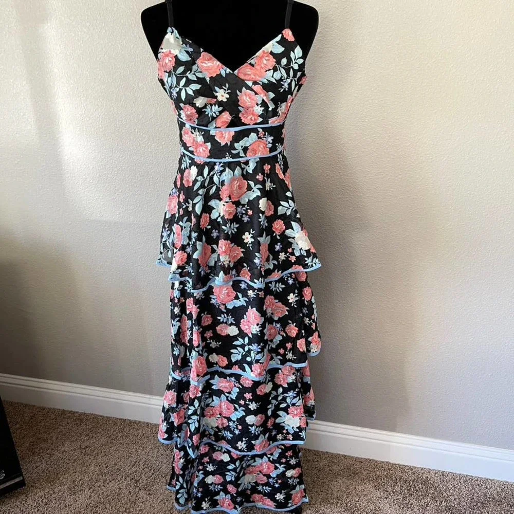Foxiedox Darlene Ruffle Tiered Floral Print Keyhole Bodice Maxi Formal Dress Lrg - Picture 6 of 12